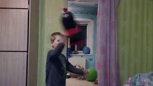ПЛАЧЕТ ГРУША!