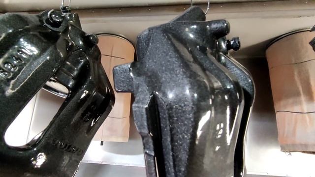 Порогкоуая покраска суппортов и дисков. Цвет графит.