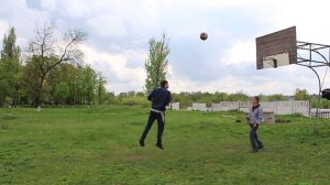 Невероятные броски мяча - Incredible throw ball