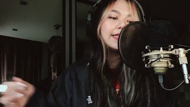 Pretty Savage (Cover) - Blackpink | Jaralyne смотреть онлайн