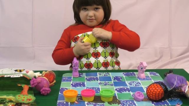 My Little Pony. Игровой набор Play-Doh «Пони: Знаки Отличия» с пластилином смотреть онлайн
