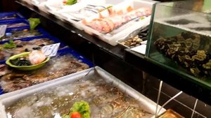 ПХУКЕТ, КАРОН, ГОРЫ МОРЕПРОДУКТОВ, РЕСТОРАНЫ И КАФЕ
