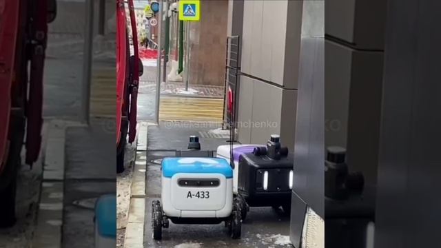 Встретились как-то в Москве стиральная машинка из Чернигова и холодильник из Киева