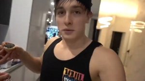 Осуществил мечту своей девушки на Новый год | Дима Солярчин удалённое видео