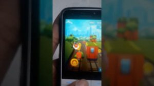 subway surfers game on Nokia 230 button phone