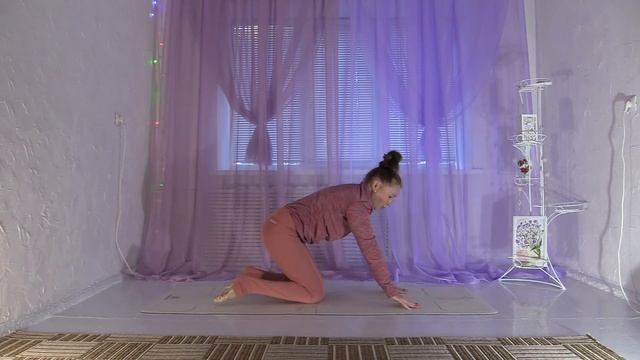 УТРЕННЯЯ ЙОГА с ПРОБУЖДАЮЩИМИ КРИЙЯМИ смотреть онлайн