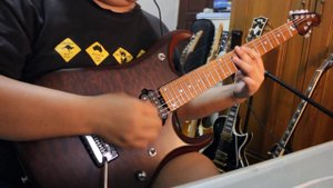 Ernieball Musicman JP15