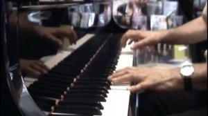 Kawai GM-10 Grand Piano - Medley by John Oswin