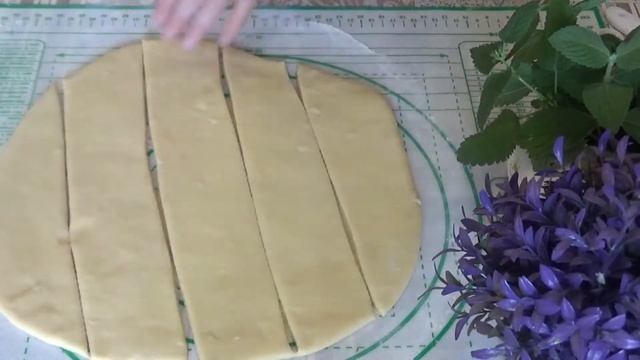 ПЫШКИ НА СМЕТАНЕ "БАБУШКИНЫ". ПРОСТОЙ И БЮДЖЕТНЫЙ РЕЦЕПТ ПЫШЕК В ДУХОВКЕ