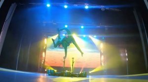 Эквилибр на тростях