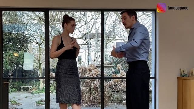 Tango Sacada: A cool back sacada  walk combination