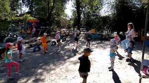 Утренняя зарядка в детском саду
