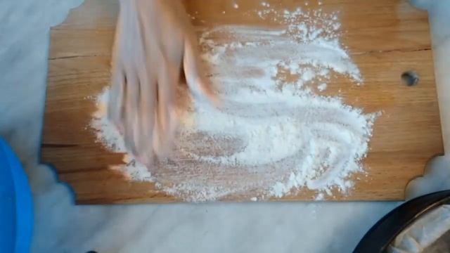 Ароматный черничный пирог из дрожжевого теста (Супер простой и быстрый рецепт)