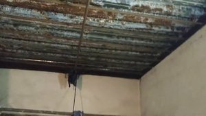 Монтаж пвх навеса в гараже 1.