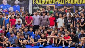 Поздравление ко дню города от Чемпиона Мира Курамагомедова Курамагомеда Шариповича