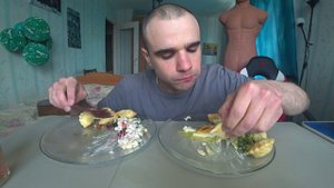 МУКБАНГ ЧЕБУПЕЛИ С СЫРОМ И ВЕТЧИНОЙ / ГОРЯЧАЯ ШТУЧКА / КАРТОШКА / ЯИЧНИЦА/ САЛАТ/ Mukbang ASMR АСМР