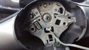 Как снять руль и подушку Nissan Micra k13