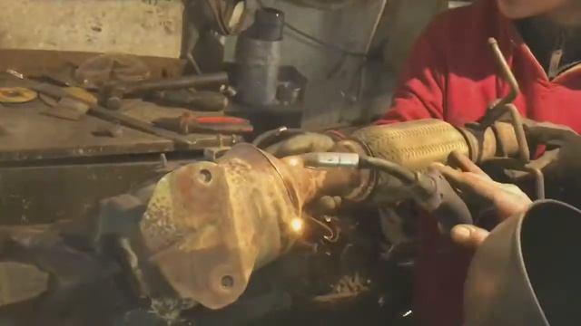 Mazda 3 - замена катализатора смотреть онлайн