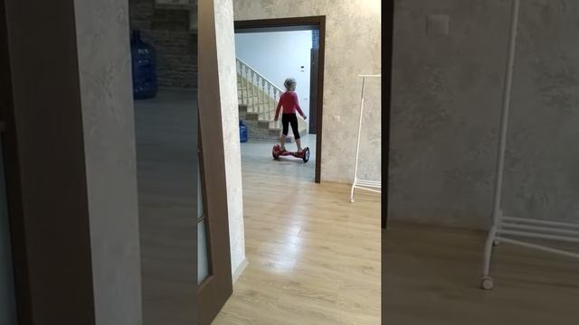 Мой гироскутер & как я учусь кататься на гироскутере смотреть онлайн