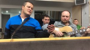 Звон вечерний вниз по реке