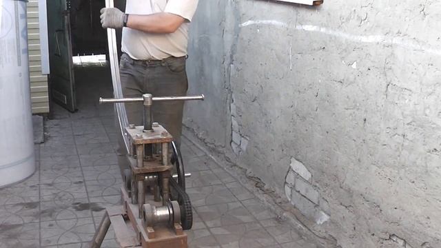 Небольшая поделка для огорода смотреть онлайн