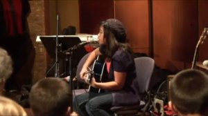 Natalie Mendoza, Holiday