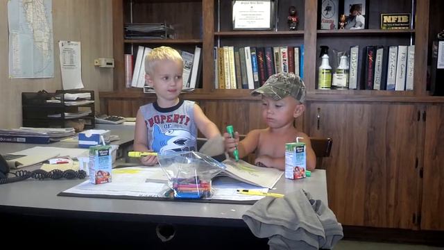 Kolton and Trace смотреть онлайн