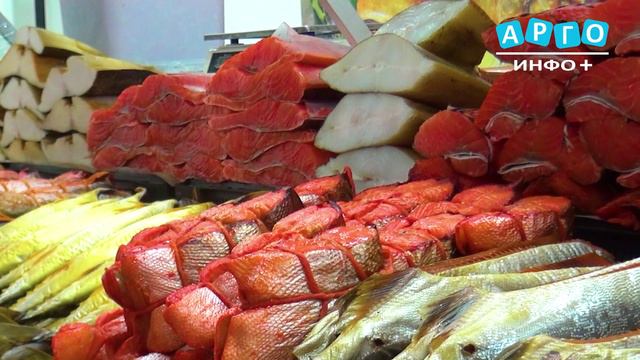 Сафоновцы могут полакомиться икрой и рыбой, привезенных с Камчатки