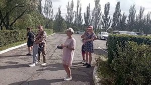 Les Champs Elysees.mp4
