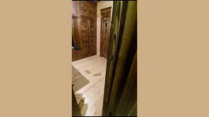 Мебель из массива сосны под старину для загородного дома (кухня, двери, прихожая, буфет).