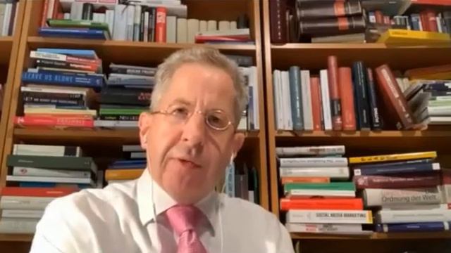 Maaßen zu Lauterbach: größte Zweifel zur Dienstfähigkeit?! Minister ist nicht mehr Herr seiner Sinn смотреть онлайн