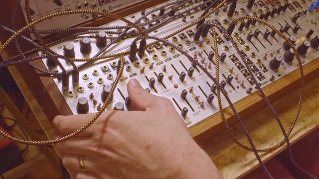 Intellijel Atlantix Demo: SH-101 with Bells on