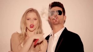 Robin Thicke   Blurred Lines Unrated Version ft  T I , Pharrell +18