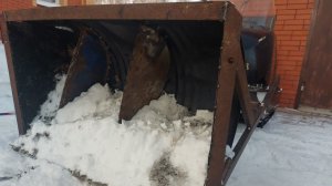 Какой лопатой чистить снег? Или отвал на снегоход буран своими руками.