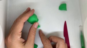 Слоненок уши-цветочки