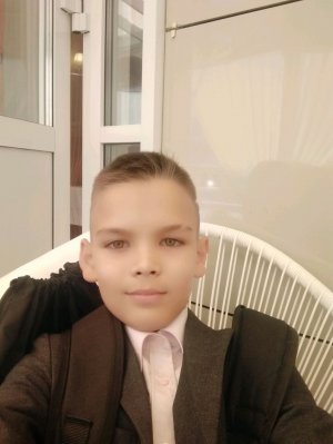 что вкусне пицца либо пирожок вот в чём вопрос