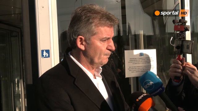 Емил Костадинов: Бъдещето на Дерменджиев засега е сигурно