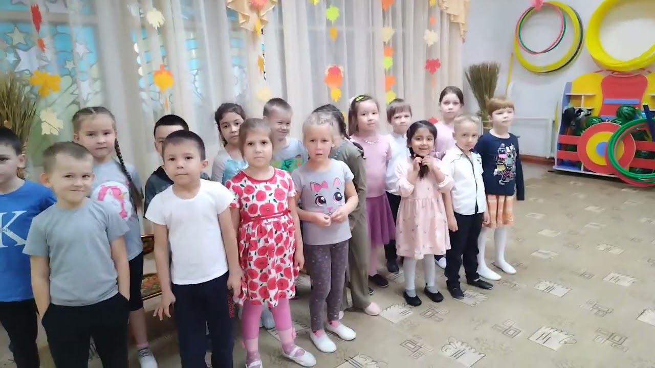 выучили патриотическую песню
