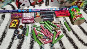 ВЗРЫВАЮ ПИРОТЕХНИКУ В ВОДЕ / МОЯ ПИРОТЕХНИКА НА НОВЫЙ ГОД 2023 / САЛЮТ / ФЕЙРВЕРК / ПЕТАРДЫ