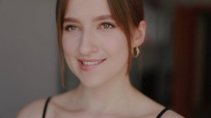 Анна Ахматова - Я не любви твоей прошу... (читает Маша Матвейчук, музыка Ави Аветисян)