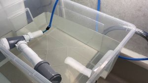 Отдел технического контроля ОРИО. Испытываем сифоны давлением воздуха.