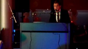 Tom Chaplin - Bedshaped @ Mark Chilton Benefit Dinner (30-09-2011)