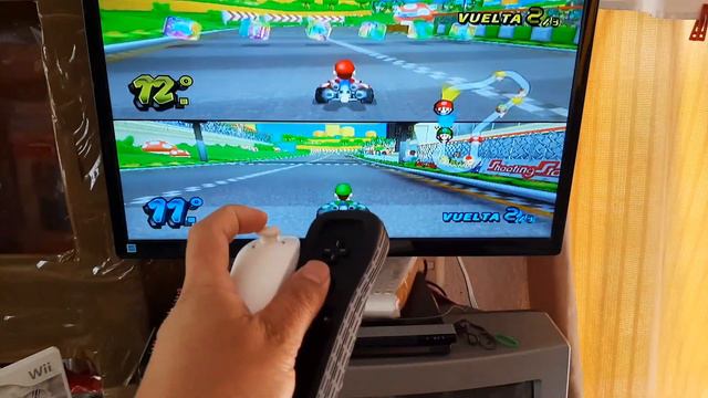 wii con fifa 12,madden 13,mario kart,2 volantes,2 controles. смотреть онлайн