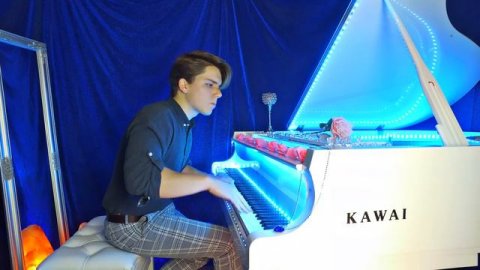 Titanic - My Heart Will Go On (Piano Cover) by Peter Buka