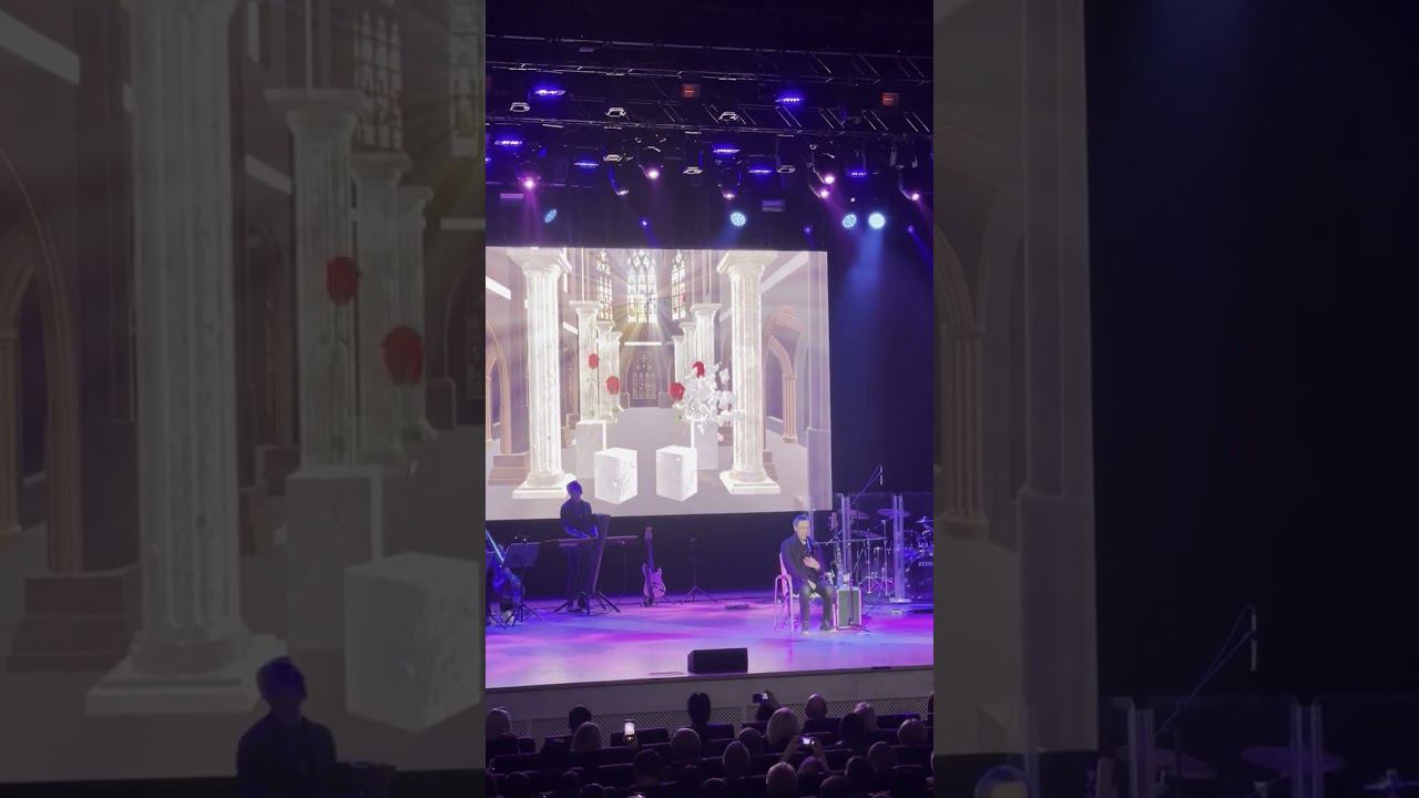 Николай Носков, фрагменты концерта в Рязани 24.02.2023 смотреть онлайн