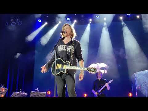 IVAN (Александр Иванов). Фрагменты выступлений на концертах Николая Носкова. смотреть онлайн