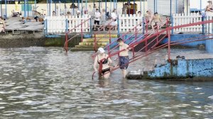 2024-06-16 Алла Володя Вера Данил первый раз на море в 2024 году