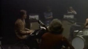 Alan Price - Poor People ("O Lucky Man" soundtrack)