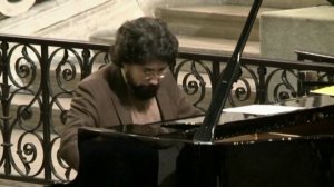 Николя Челоро играет Челоро : "Головокружение"