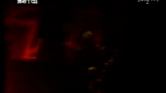 Sepultura - Roots Bloody Roots / Spit / Territory   Live Paris (1996)